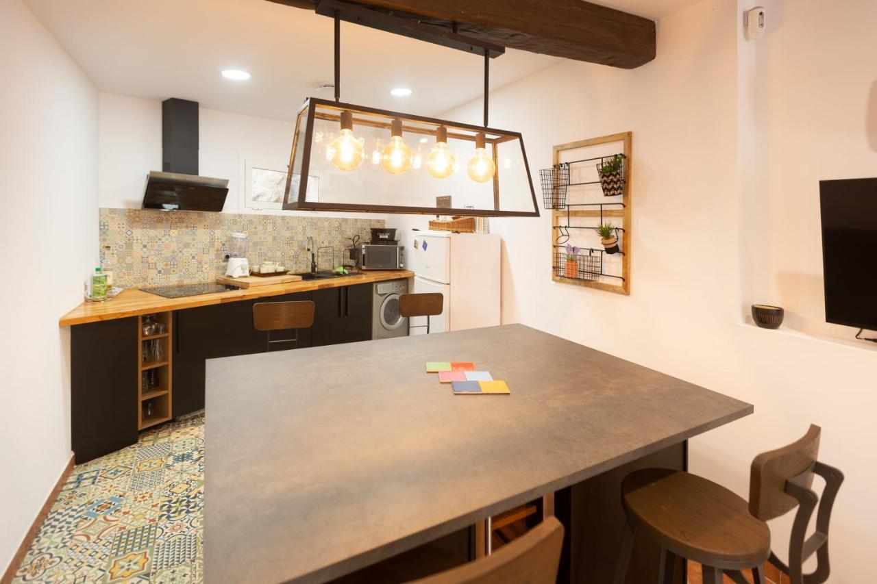 Detached Villa For 6 People In Lloret De Mar With Comunal Outdoor Swimming Pool Puigventos Exterior photo
